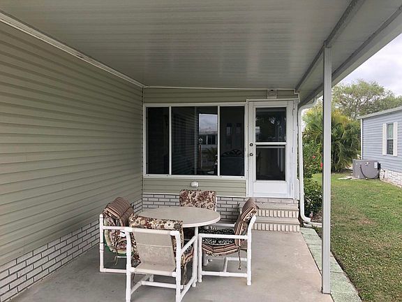 5th image of 856 Waterway Dr