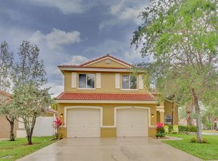 8148 Pelican Harbour Dr, Lake Worth, FL 33467