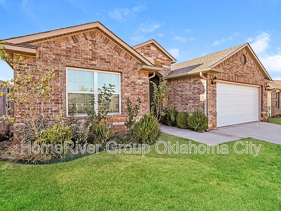 3rd image of 3332 SE 95th St