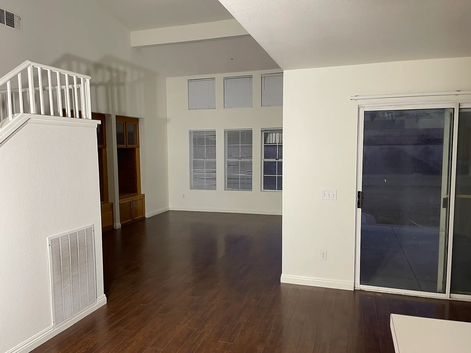 4 bed, 2.5 bath, 1535 sqft, $3,170 — Photo 4