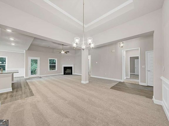 3rd image of 216 Rhett Dr #12
