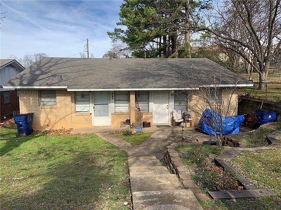 2nd image of 819 W Monterey St