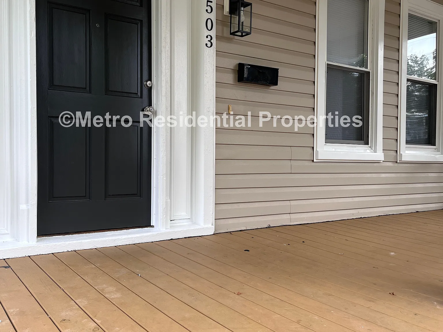 3 bed, 1.5 bath, 1344 sqft, $1,995 — Photo 2