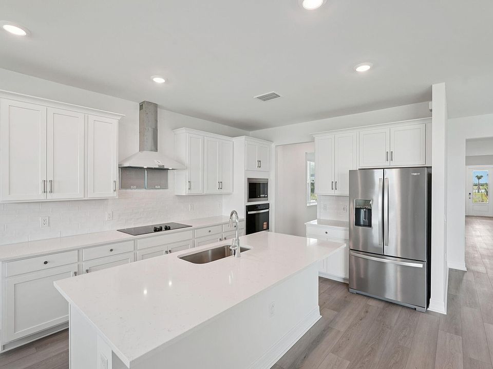 1st image of 5641 Hampton Park Circle