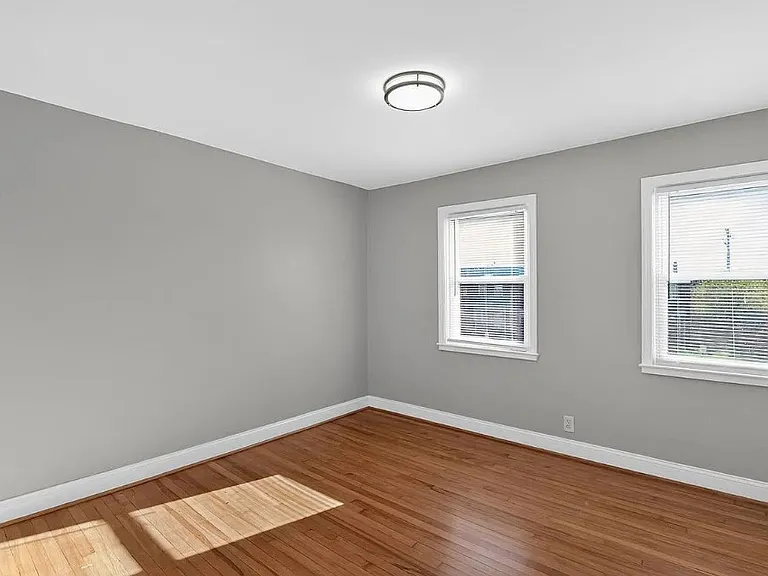 3425 Dunran Rd — Photo 20