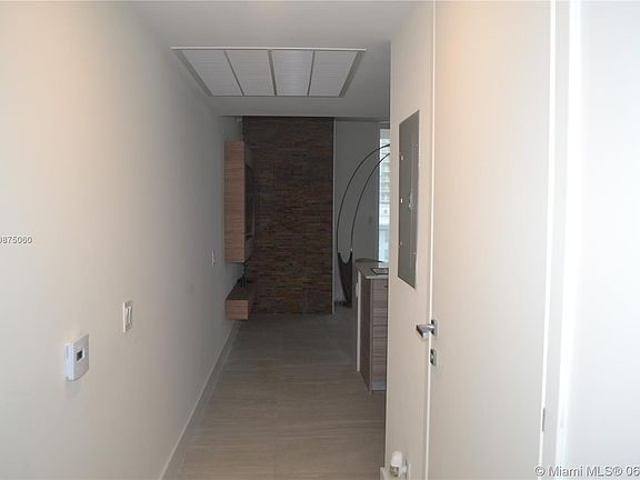2nd image of 1300 Brickell Bay Dr APT 2511