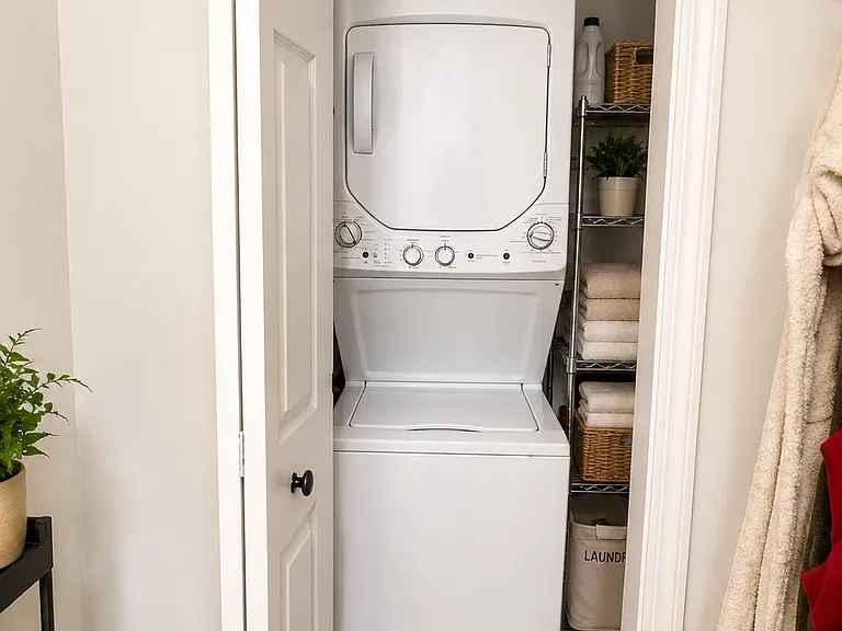 165 Cottage St #303 — Photo 5