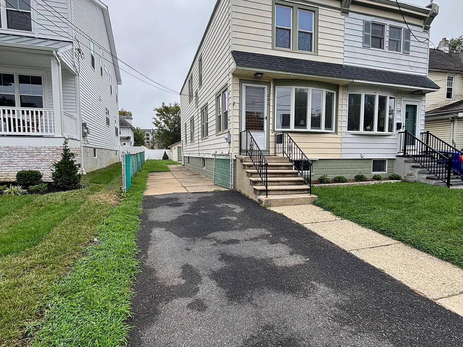 222 Emerald Ave — Photo 2