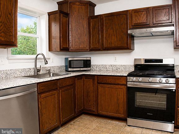 5th image of 12113 Fallen Timbers Cir