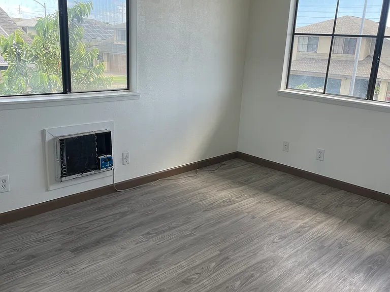 91-1042 Pakaweli St — Photo 14