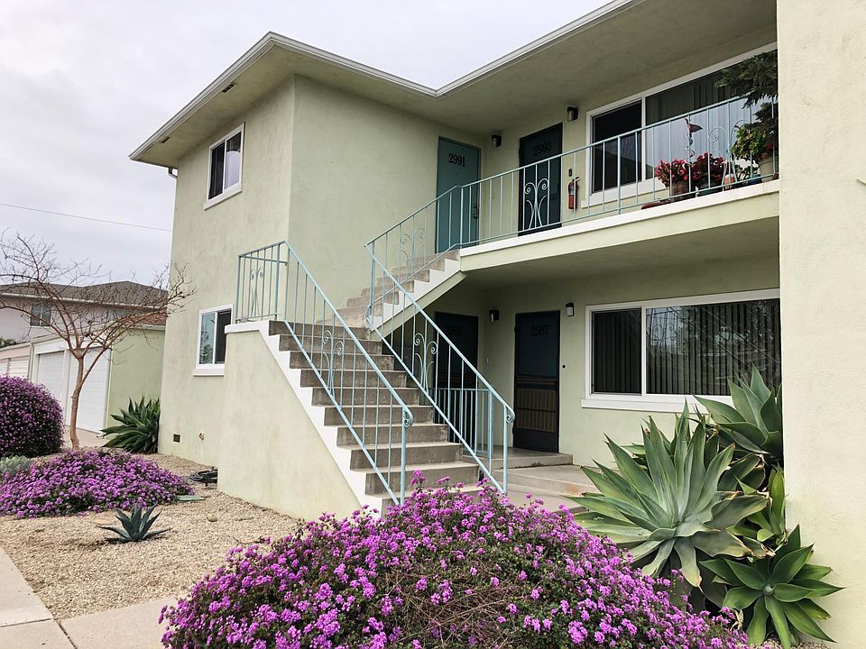 1st image of 2993 Luna Dr