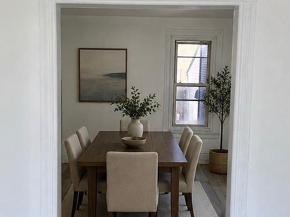 4th image of 389 W Turner St