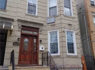 6122 Palmetto St, Ridgewood, NY 11385