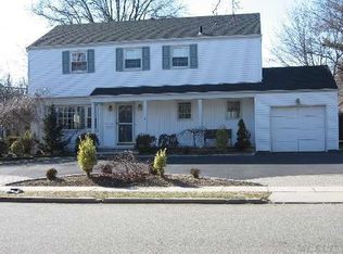 116 Durland Rd, East Rockaway, NY 11518