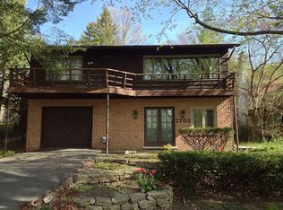 2703 Vinsetta Blvd, Royal Oak, MI 48073