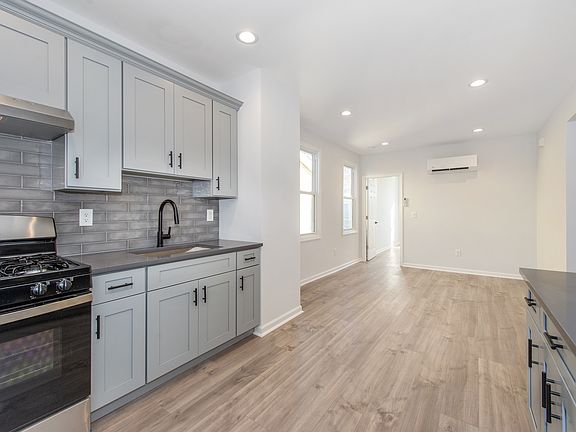 3rd image of 105 Coolidge St Floor 2
