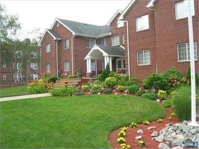 199 Union Ave APT 2G, Rutherford, NJ, 07070