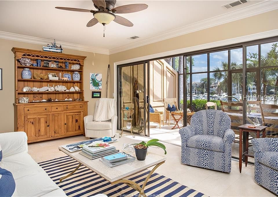 1st image of 26 Spindle Ln #26