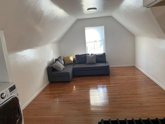 3rd image of 8943 115th St Floor 3