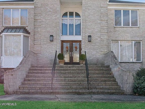 4th image of 141 Micki Drive