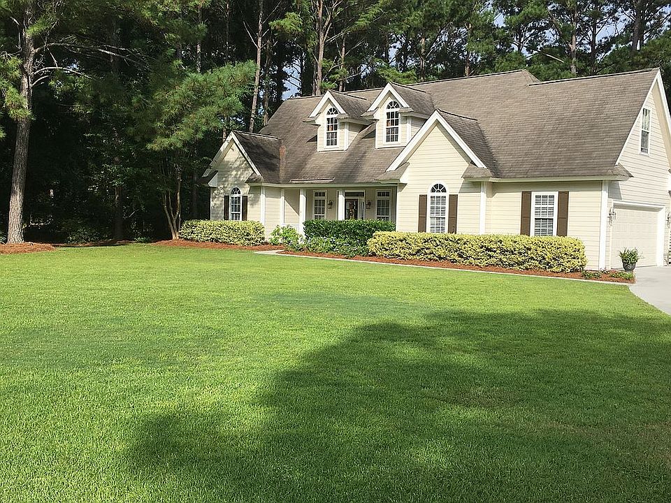 2nd image of 3 Forsyth Ct