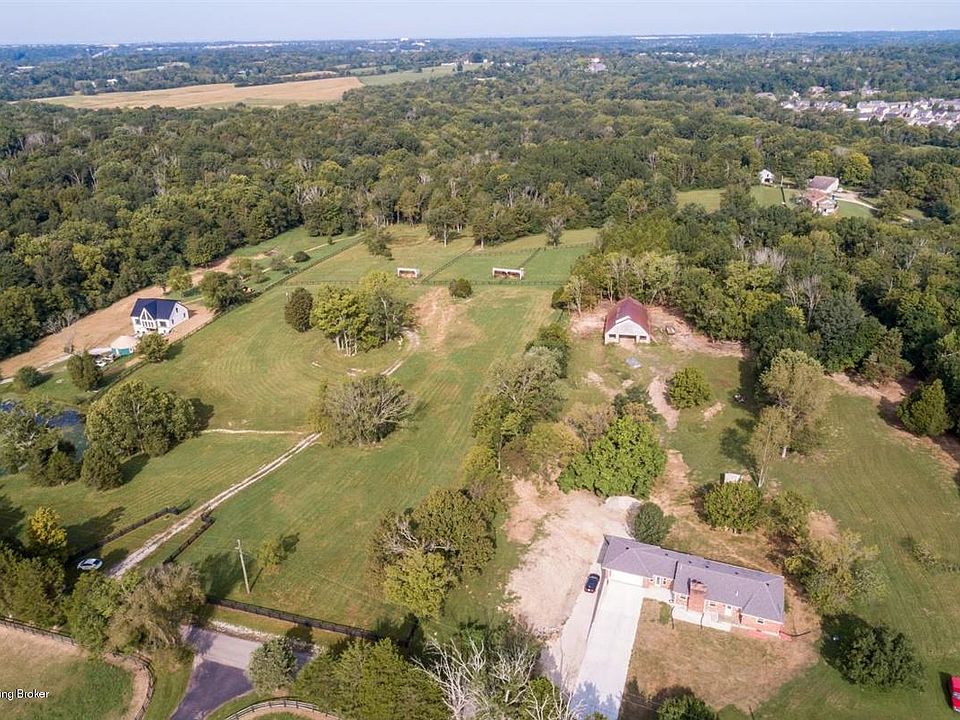 1st image of 706 Hobbs Ln