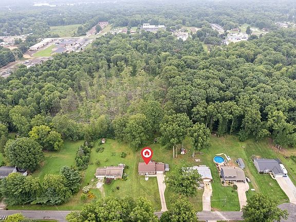 3rd image of 5511 Donner Dr