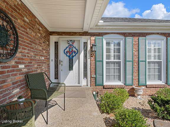 2nd image of 613 Armadale Pl