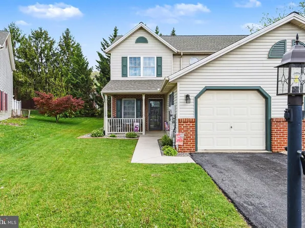 59 Westwood Ct, Enola, PA 17025