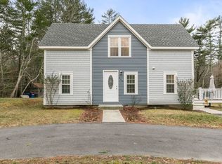 466 Rounseville Rd, Rochester, MA 02770
