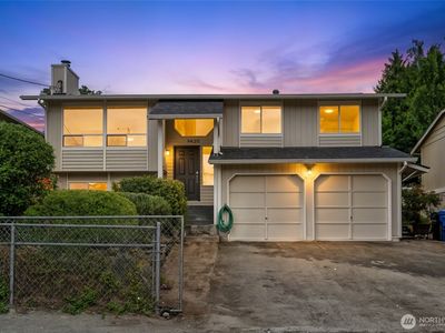 9420 7th Avenue SW, Seattle, WA, 98106