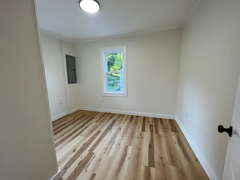 1308 Tranbarger Dr — Photo 10
