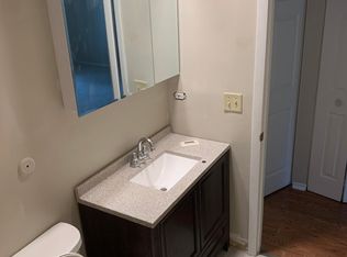 2516 Waterbury Dr #805, Woodridge, IL 60517