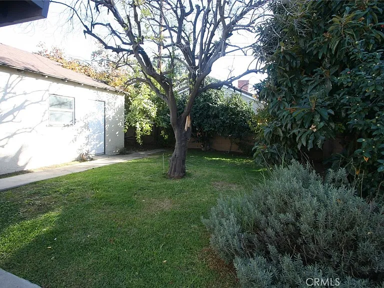 9968 Daines Dr — Photo 38