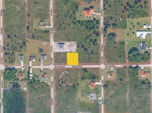 4203 E 3rd St, Lehigh Acres, FL 33936