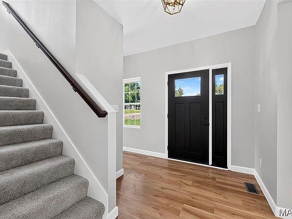 5th image of 106 Highview Dr