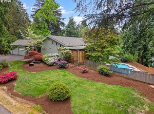 3088 SE Camwal Dr, Hillsboro, OR 97123