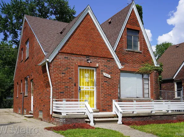 17151 Rosemont Ave, Detroit, MI 48219
