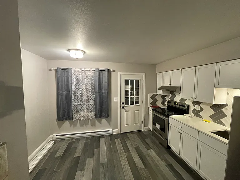 397 Poplar Ave #2-E — Photo 9