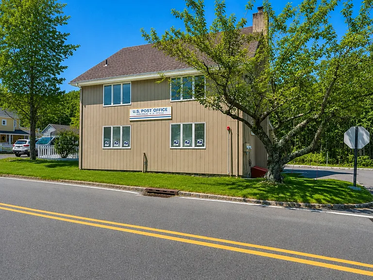 328 Green Pond Rd — Photo 2