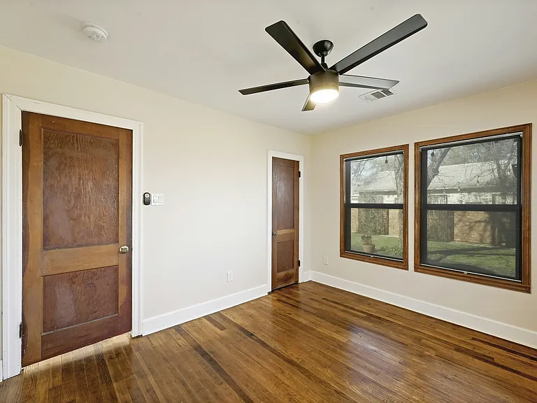 3006 Govalle Ave — Photo 18