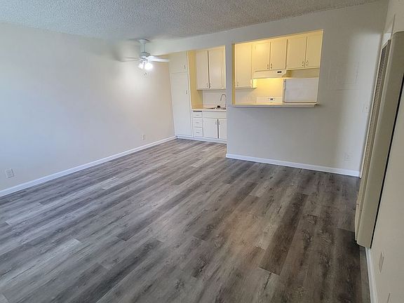 2nd image of 18429 Prairie St #21