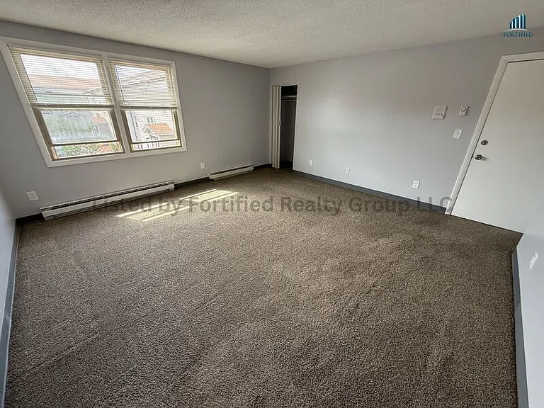 380 Buffinton St #24 — Photo 3