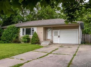 1027 Thurman St, Saginaw, MI 48602