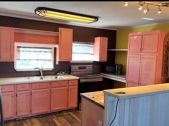 5th image of 7526 3rd St