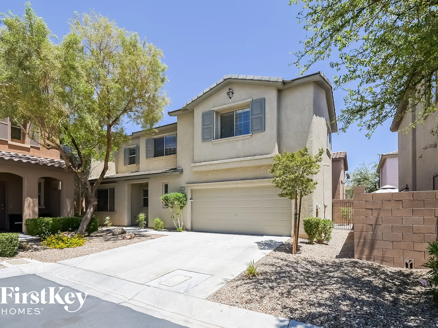 3 bed, 2.5 bath, 2190 sqft, $2,085 — Photo 2