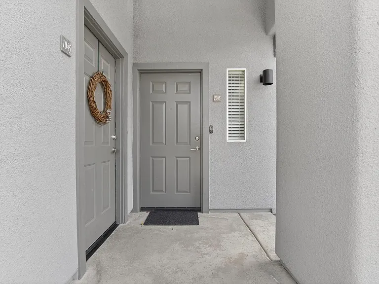 7401 W Arrowhead Clubhouse Dr #2045 — Photo 3