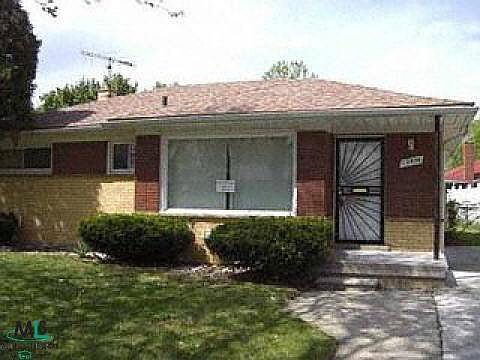 1st image of 13920 Pearson St
