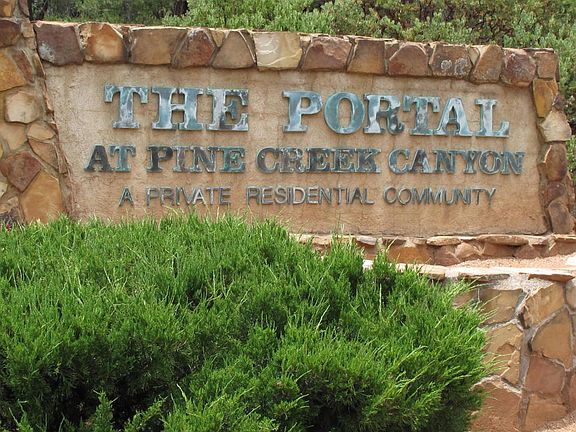 3rd image of 117 N Portal Dr