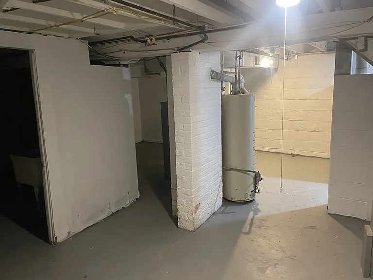 854 E Boston Ave — Photo 19